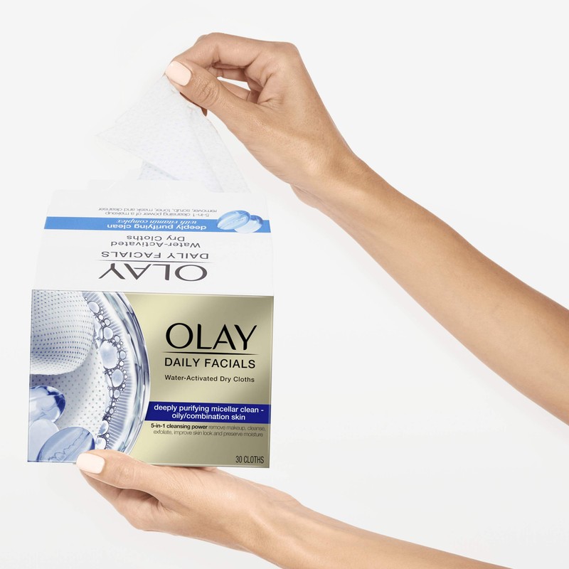 Olay Daily Facials Water Activated Dry Wipes, Oily Combination Skin,