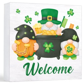 St. Patricks Day Decor Welcome Sign St Patricks Day Gnome Wood Sign Desk Tabletop Shelf Decor, Home Decorations 5 x 5 Inches