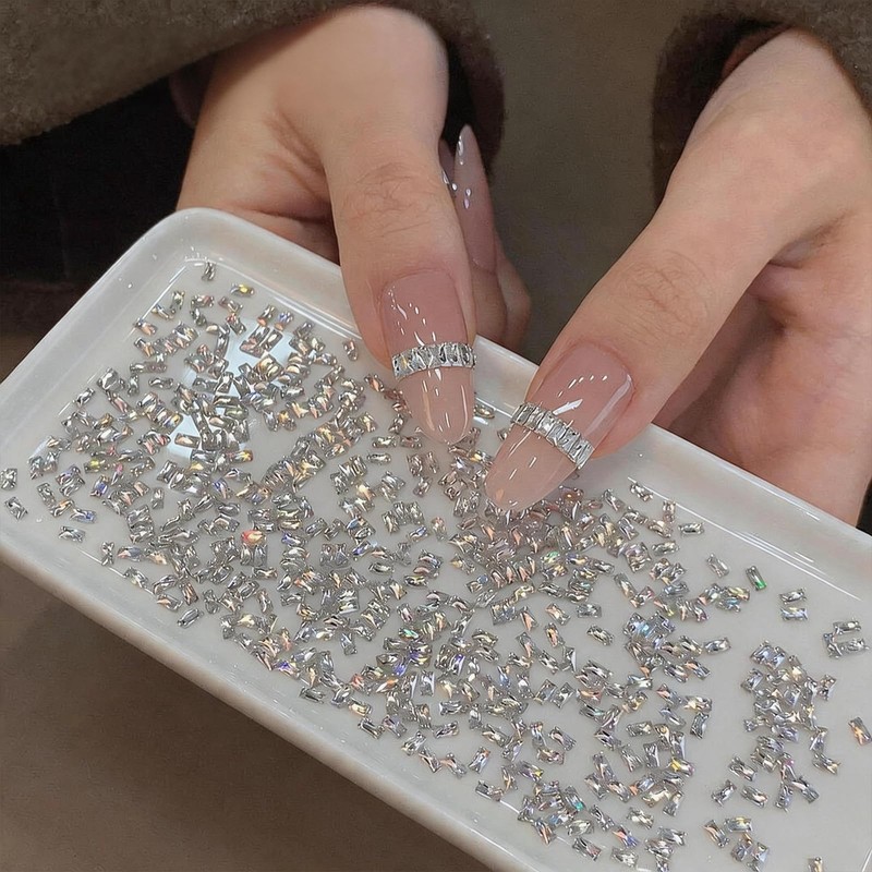 100Pcs Shiny Silver Rectangular Zircon Nail Rhinestones, 0.059×0.118 Inch Mini