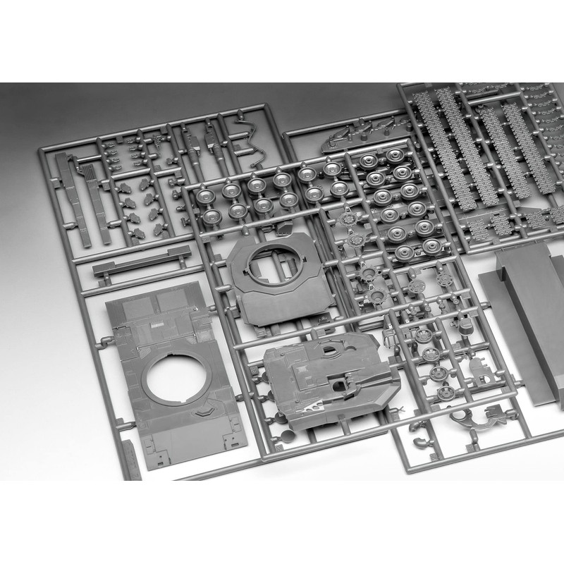 REVELL 03341 Faithful Model Kit for Advanced Users, Unpainted