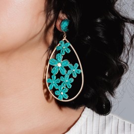 Flower Teardrop Earrings Boho Raffia Earrings Cute Floral Daisy Drop Earrings Trendy Summer Statement Jewelry for Women(Turquoise Blue)