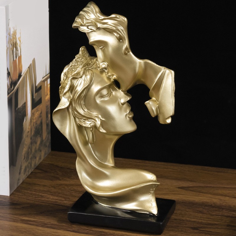 Couples Kiss Sculpture Exquisite Decorative Resin Kissing Lover Figurine Home