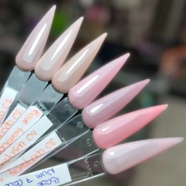 Base Trasclucida Fantasy Nails Tono Elegible 15ml Color Dusty                                                                                         