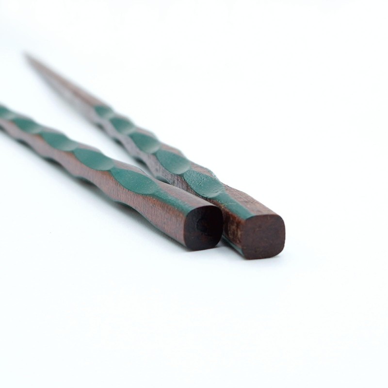 Hyozaemon Wakasa Lacquer Chopsticks Tortoise Shell Carving Large 9.3 inches