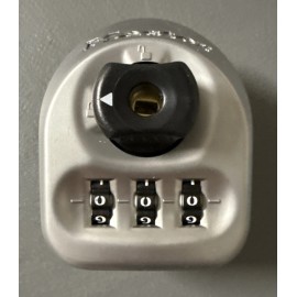 Master Lock 3630 Multi-User Resettable Combination Lock, Key ML01 Not Included