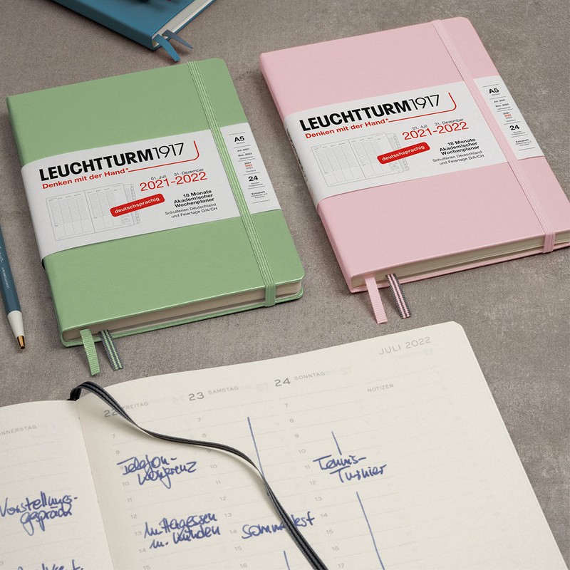 LEUCHTTURM1917 363655 Academic Weekly Planner 2022 Hardcover Medium (A5), 18