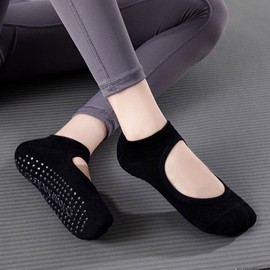 Trendy Non-slip Yoga & Pilates Socks for Home Indoor Workouts Women's Black