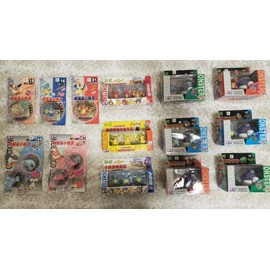 Pokemon MB-04 Charmeleon Figure with Pokeball