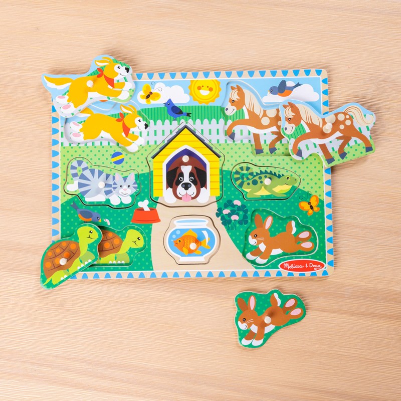 Melissa & Doug Pets Wooden Peg Puzzle (8 pcs)