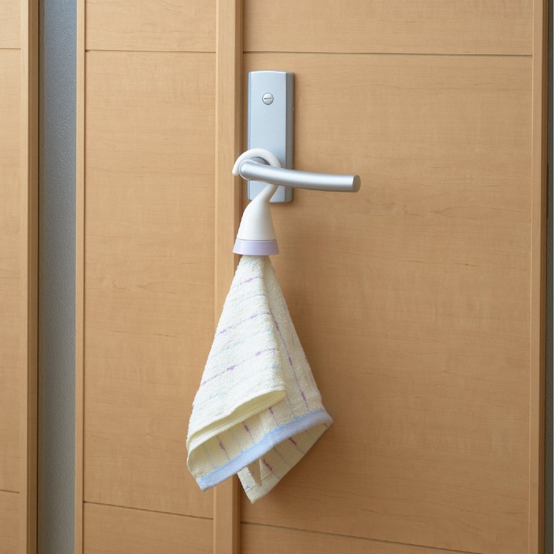 Akebono Sangyo FG-1414 Anywhere Towel Holder (Purple)