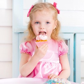 Cupcake Liners for Baking, 100PCS Muffin Liners, Standard Baking Cups Paper, Cupcake Wrappers Non Stick, Greaseproof Cupcake Cups Muffin Papers Holders for Wedding Birthday Party (Polka Dots)