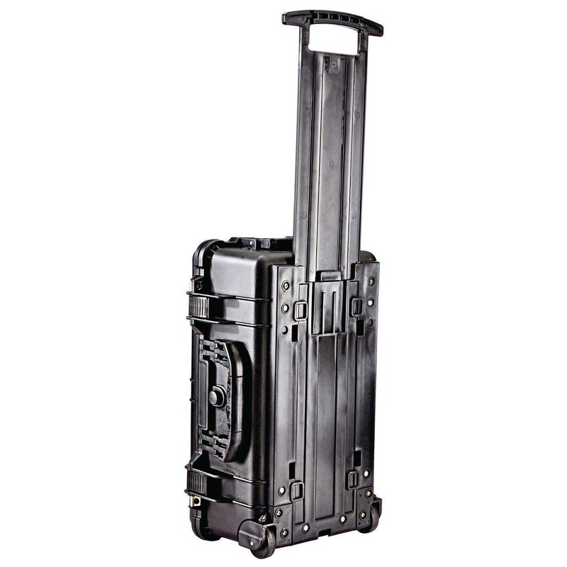 5800 Weatherproof Protective Rolling Case - 21 7/8 in.