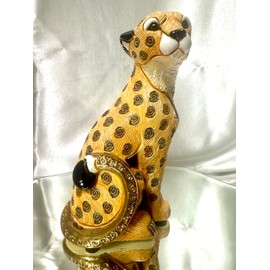 De Rosa Handmade Sculpted Ceramic Cheetah Figurine Family Collections