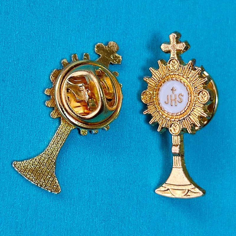 6Pcs First Communion Lapel Pins Gold Catholic Chalice Badge Gifts