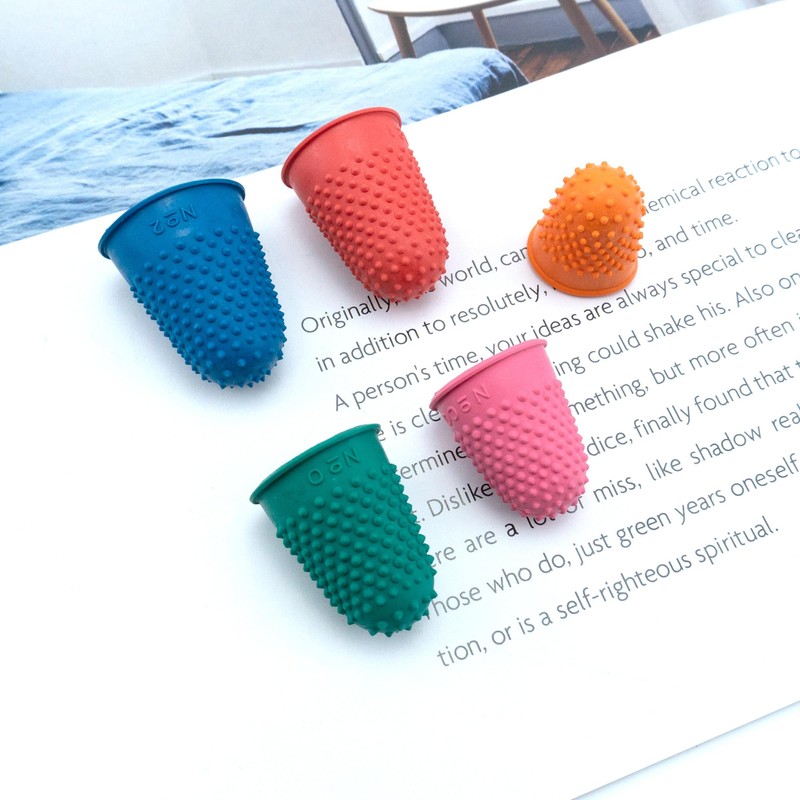 Cretty-Meet 5 PCS Rubber Thimbles for Finger Tips Protection, Small