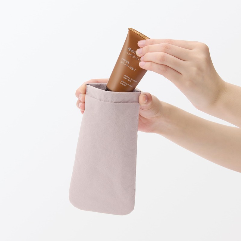 Muji 84475757 Wrinkle Nylon Flat Pouch with One Hand, Pink,