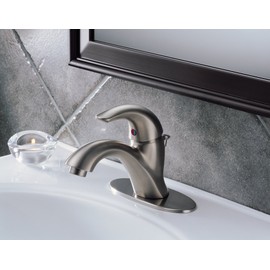 Delta Faucet Classic Centerset Bathroom Faucet Brushed Nickel, Bathroom Sink Faucet, Drain Assembly, Stainless 583LF-SSWF,5.50 x 6.13 x 5.50 inches