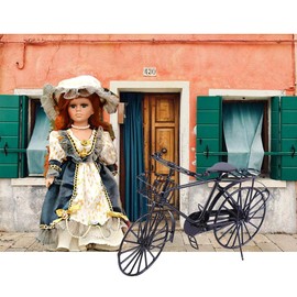 Dollhouse Decoration Accessory, 1:12 Dollhouse Miniature Metal Bike Bicycle with Spinning Wheels Creative Game Dolls