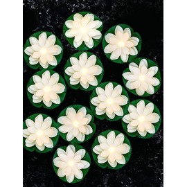 12 Luces Flotantes de Piscina Linternas de Loto Lámpara LED Realista Vela con Forma de Flor de Lirio de Agua que Funciona con Pilas Decoración Estanque, Luz Amarilla (Blanco, 5.91 Pulgadas)