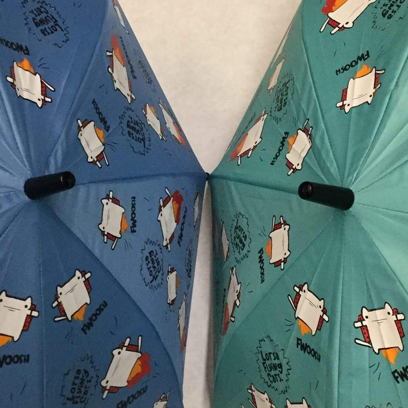 FWOOSH™ The Flying Cat's Color-Changing Kid Umbrella (Ocean Green)