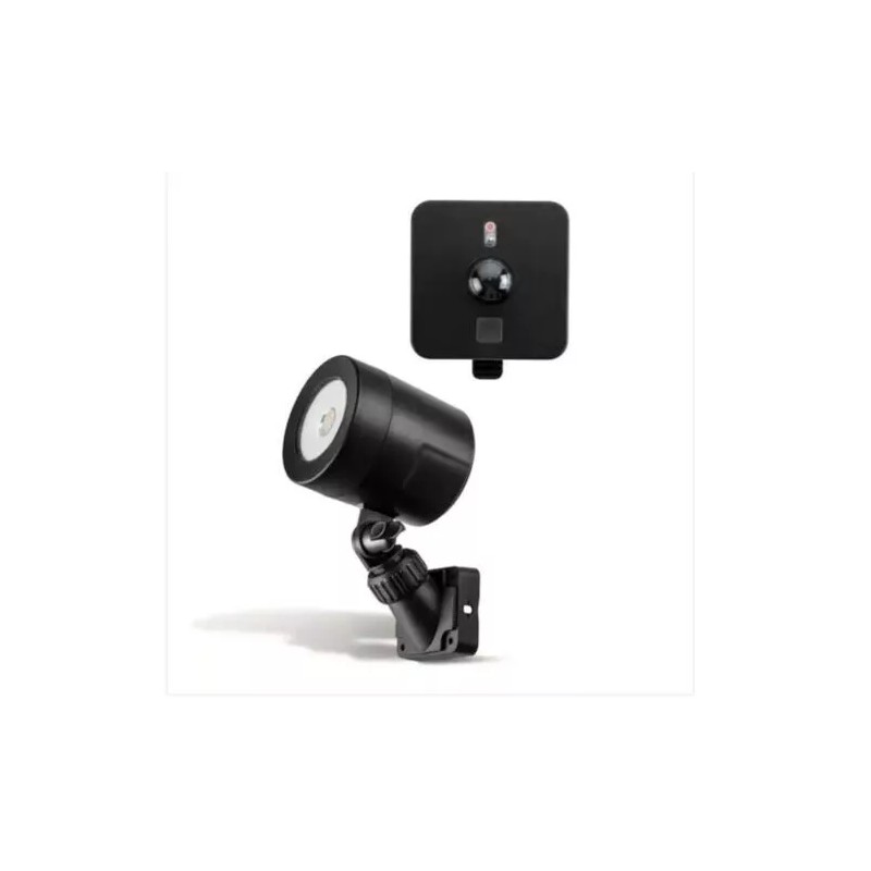 Novolink Outdoor Battery Operated Motion Sensing LED Spotlight with Motion