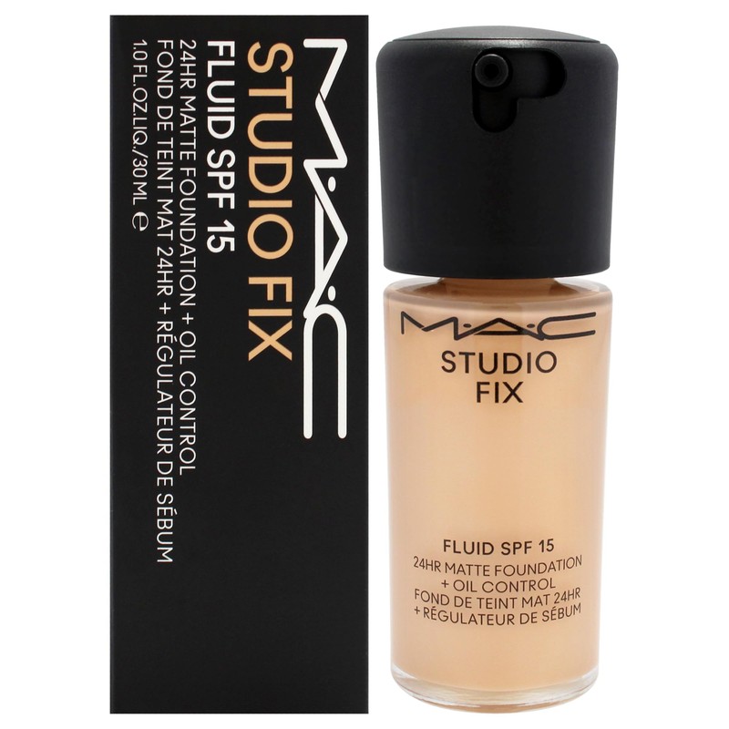 Studio Fix Fluid SPF 15 24Hr Matte Foundation Plus Oil