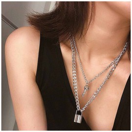 Yheakne Punk Lock Key Pendant Necklace Silver Padlock Choker Necklace Layered Love Lock Necklace Vintage Curb Chain Necklace Jewelry for Women and Girls Couple Gifts (Silver)