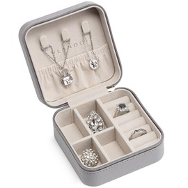 Vlando Travel Jewelry Box, Small Jewelry Travel Organizer Case for Girls Women - Grey