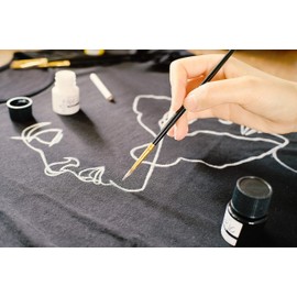 MONT MARTE Textile & Fabric Paint Set - 8 pieces x 20ml - Permanent Textile Paints - Ideal Colours for Clothing, Bags and all Fabrics