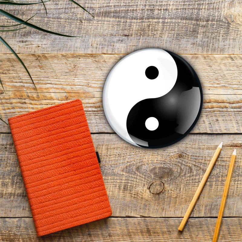 Yin Yang Paperweight Crystal 3 Inches