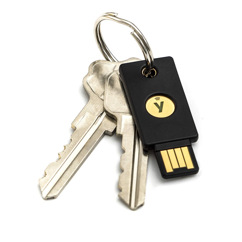 Yubico セキュリティキー YubiKey 5 NFC ログイン/U2F/FIDO2/USB-A ポート/2段階認証/高耐久性/耐衝撃性/防水