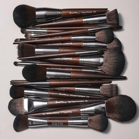 Bueart Design Juego de 38 brochas de maquillaje profesional con soporte extra grande, cepillo sintético suave premium para base, rubor, polvo, correct