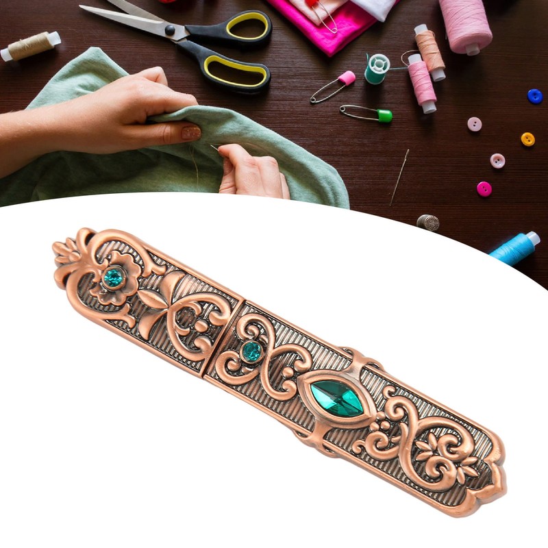 Vintage Needle Case Set Rhinestone Carved Pattern Fashionable Sewing Needles