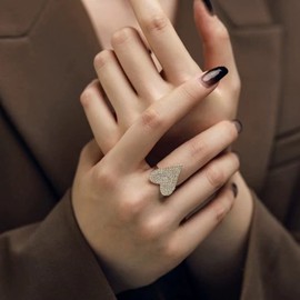 Sparkling Rhinestone Love Heart Promise Ring for Women Crystal CZ Heart Open Statement Ring Engagement Wedding Ring Band Dainty Jewelry Gifts