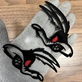 2Pc Coyote Badges Emblem Red Eye Bandit Angry Agressive Badges Sticker Nameplate Replacement for Universal Car Body Motorcycle SUV Door Window Decorat