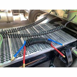 12 Foot Kink-Repairing 40MM Diameter Air Brake Coiled Hoses with Blue and Red Grips - Pair