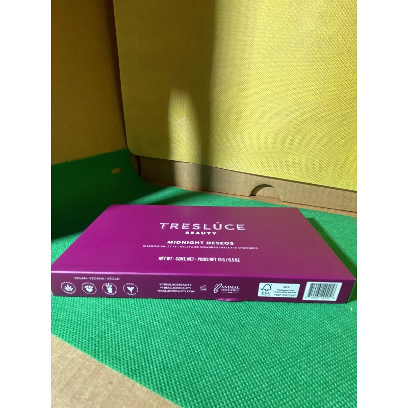 Tresluce Beauty Midnight Deseos 18-shade Eyeshadow Shadow Palette New In
