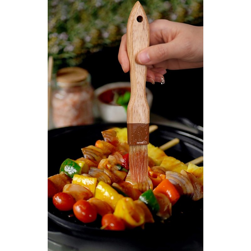 3-Piece Natural Bristle Pastry and Basting Brush Set with Wooden