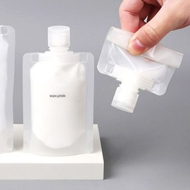 Camping cosmetic portioning container 50ml disposable travel travel pouch portioning container carry-on / 캠핑 화장품소분용기 50ml 용기 일회용 여행 여행용파우치 소분용기 기내용