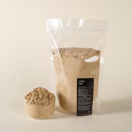 Mill Youth Seoritae Powder Domestic 100% Sunsik Misut Powder 300g / 방앗간청년 서리태 가루 국내산 100% 선식 미숫가루 300g