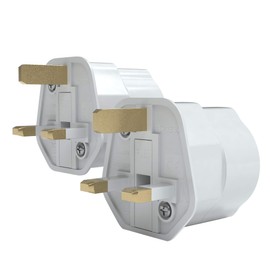 EAZY CASE - 2X UK Travel Adapter Mains Plug for UK to DE Earthed Contact, 3Pin Male to Schuko Euro Socket - Perfect Travel Plug for England, Hong Kong, UAE, Cyprus, White