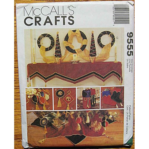McCall's 9555 Sewing Craft Pattern ~ Christmas Decorating, Tree Skirt, Mantel Cover, Wreath, Stocking, Bottle Gift Bag, Ornaments, Wall Hanging
