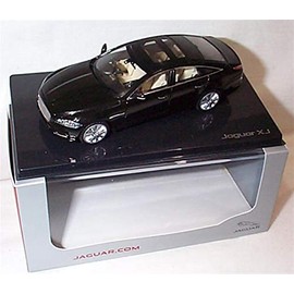 ixo jaguar XJ black amethyst car 1:43 scale diecast model
