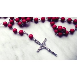 col-p Catholic Handmade Pope Francis Rose Scented Bead Rosary Blessed and Sanctified with the Prayer to Mary Undoer of Knots