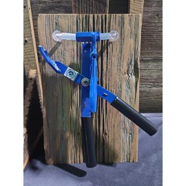 Mapletech Inc. 5/16" Sap Line one handed tool pliers repair fitting barb maple syrup tubing