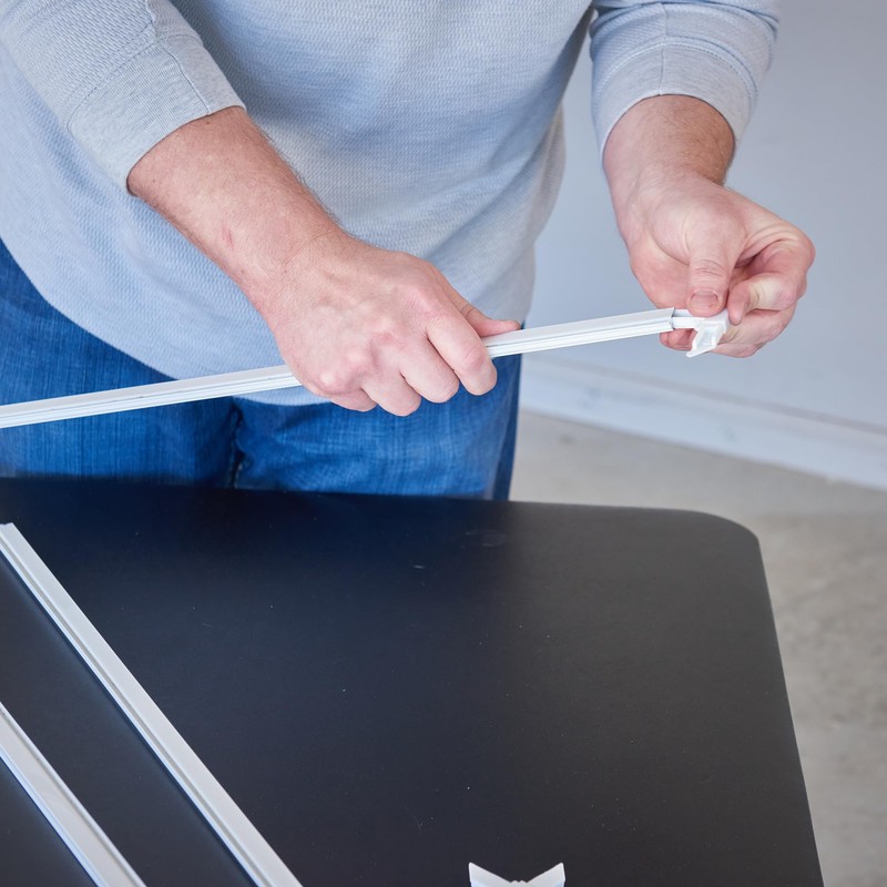 M-D Building Products 14166 5/16 in. White Frame Corners 4pc