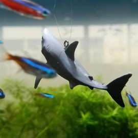 Floating Shark Ornament - Adjustable Aquarium Shark Animal Decor | Aquarium Floating Shark Ornaments Thematic Ornaments Suitable for Aquarium All Kinds of Fish Tank and Home Aquarium Accessories