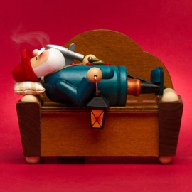 SIKORA RM-A Sofa Sleeping Wood Smoker on the Sofa - 3 Models, Incense Smoker Motif: A02 Night Watchman on the Sofa