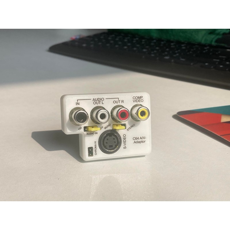 HoneyLans Commodore 64/128 AV Adaptor - S-Video Composite & 2ch