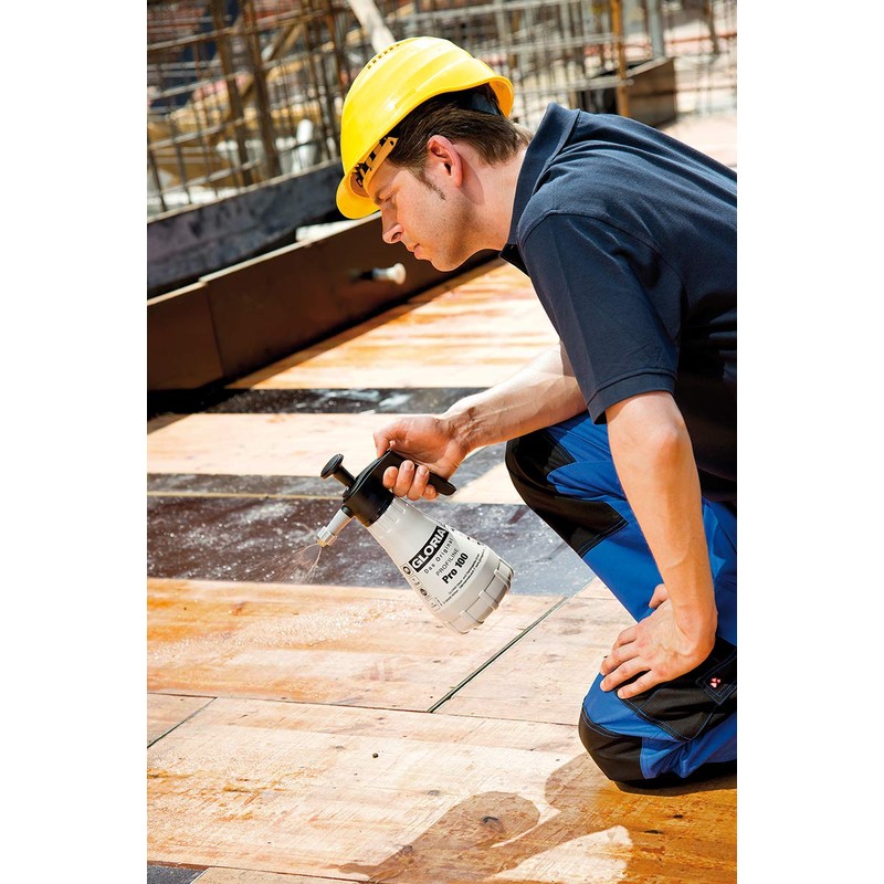 Gloria "Pro 100" Pressure Sprayer, White/Black, 13x15.5x30.5 cm